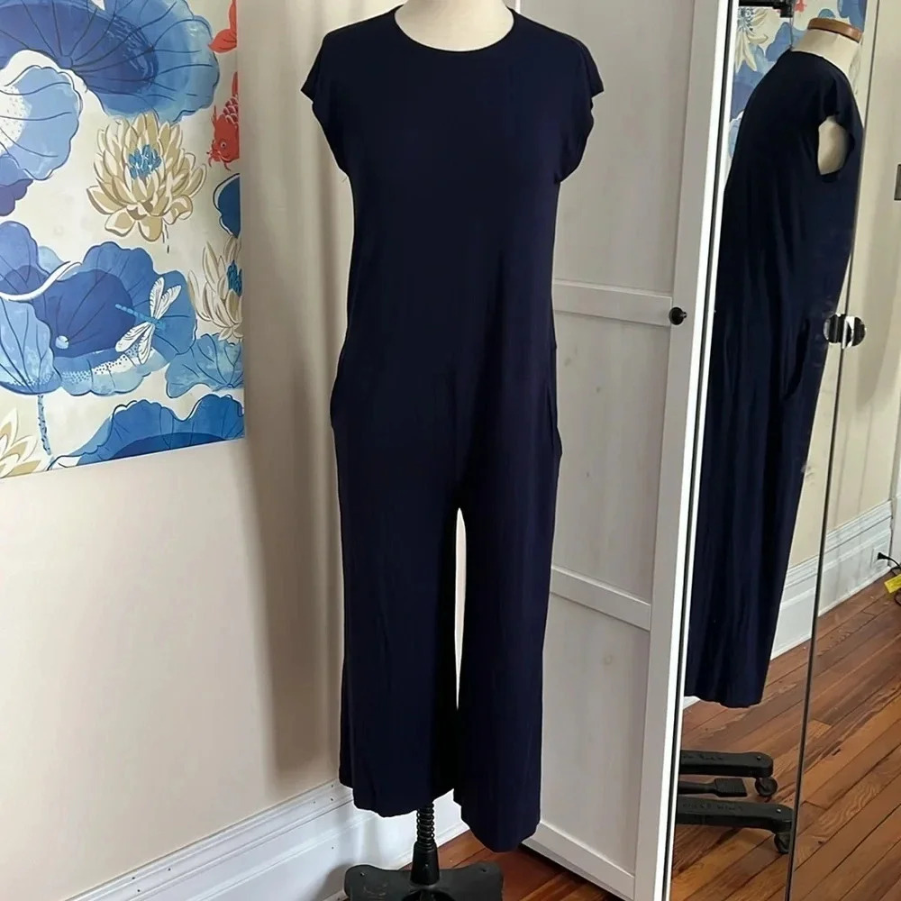 Eileen Fisher Cropped, Wide Leg, Lightweight Jumpsuit, Navy Blue - Sz XS, Fits M - Picture 2 of 9